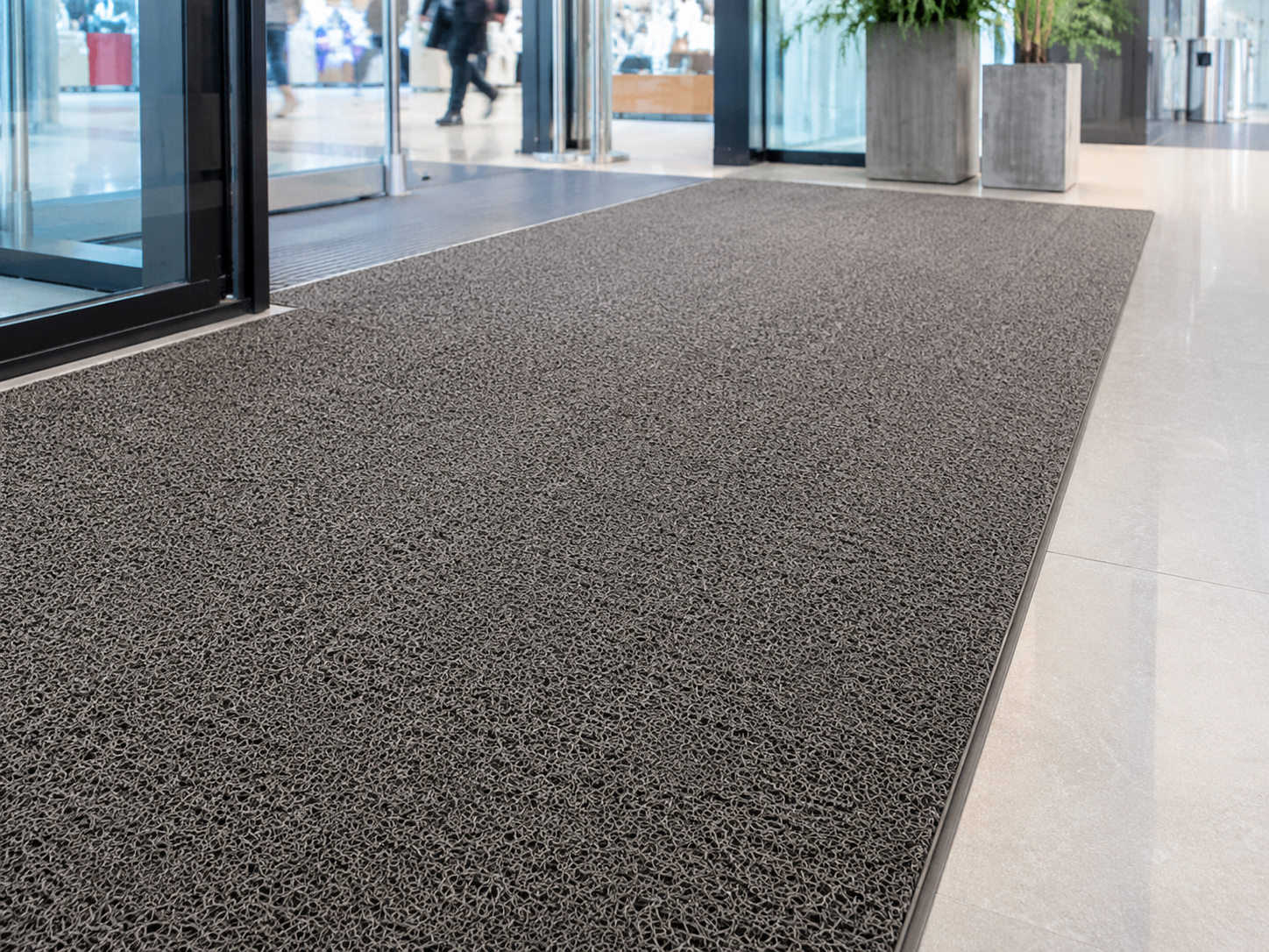 Easy-to-clean PVC coil mat